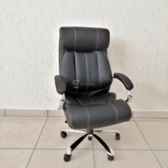 Кресло Barneo K-303 для руководителя (черная экокожа) в Троицке - troick.mebel24.online | фото
